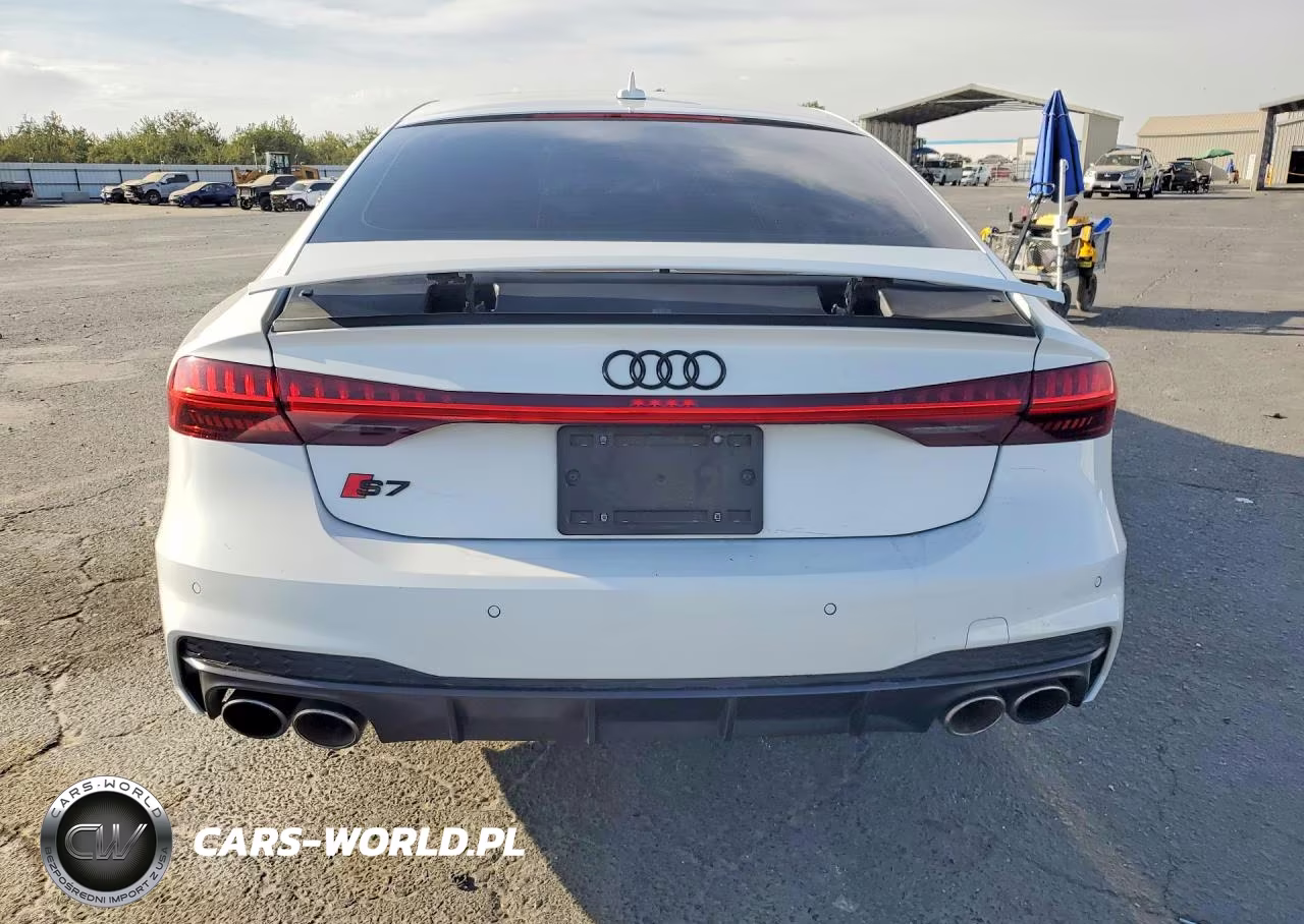 2021 Audi S7 Premium Plus VIN:WAUPFBF26MN049839 - 6