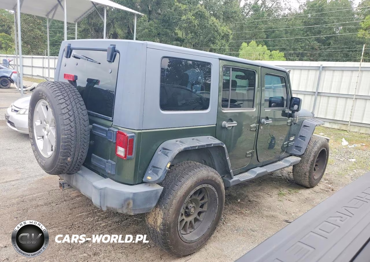 2007 Jeep Wrangler Sahara VIN:1J4GB59177L160686 - 3