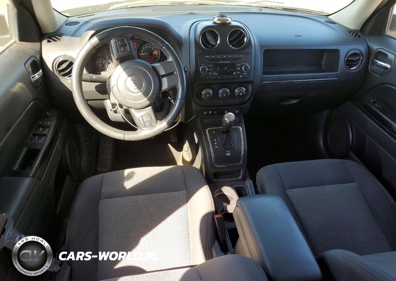 2017 Jeep Patriot Latitude VIN:1C4NJPFAXHD117309 - 8