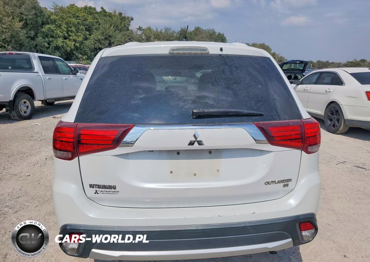 2016 Mitsubishi Outlander Se VIN:JA4AD3A32GZ002562 - 6