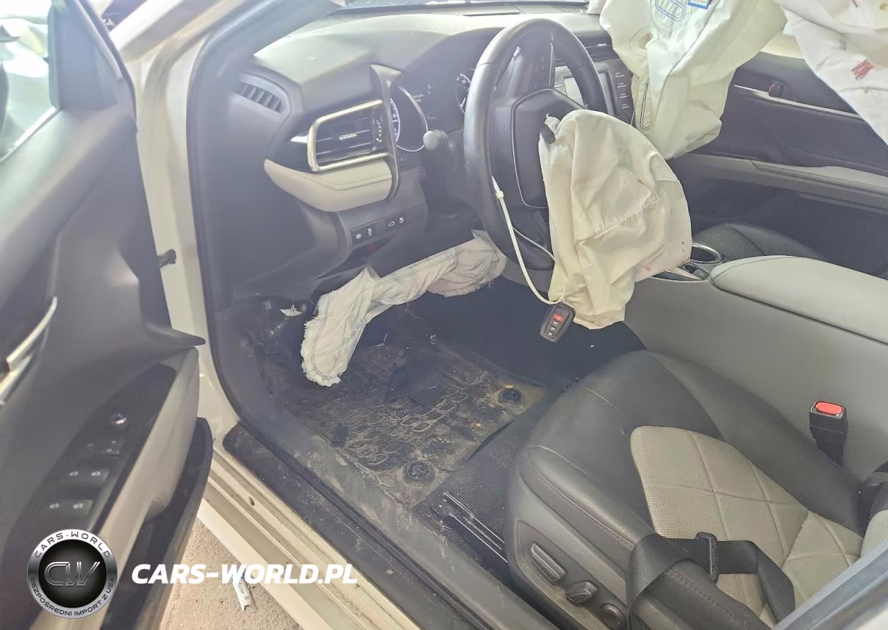 2018 Toyota Camry Xle VIN:4T1B11HK4JU046406 - 8