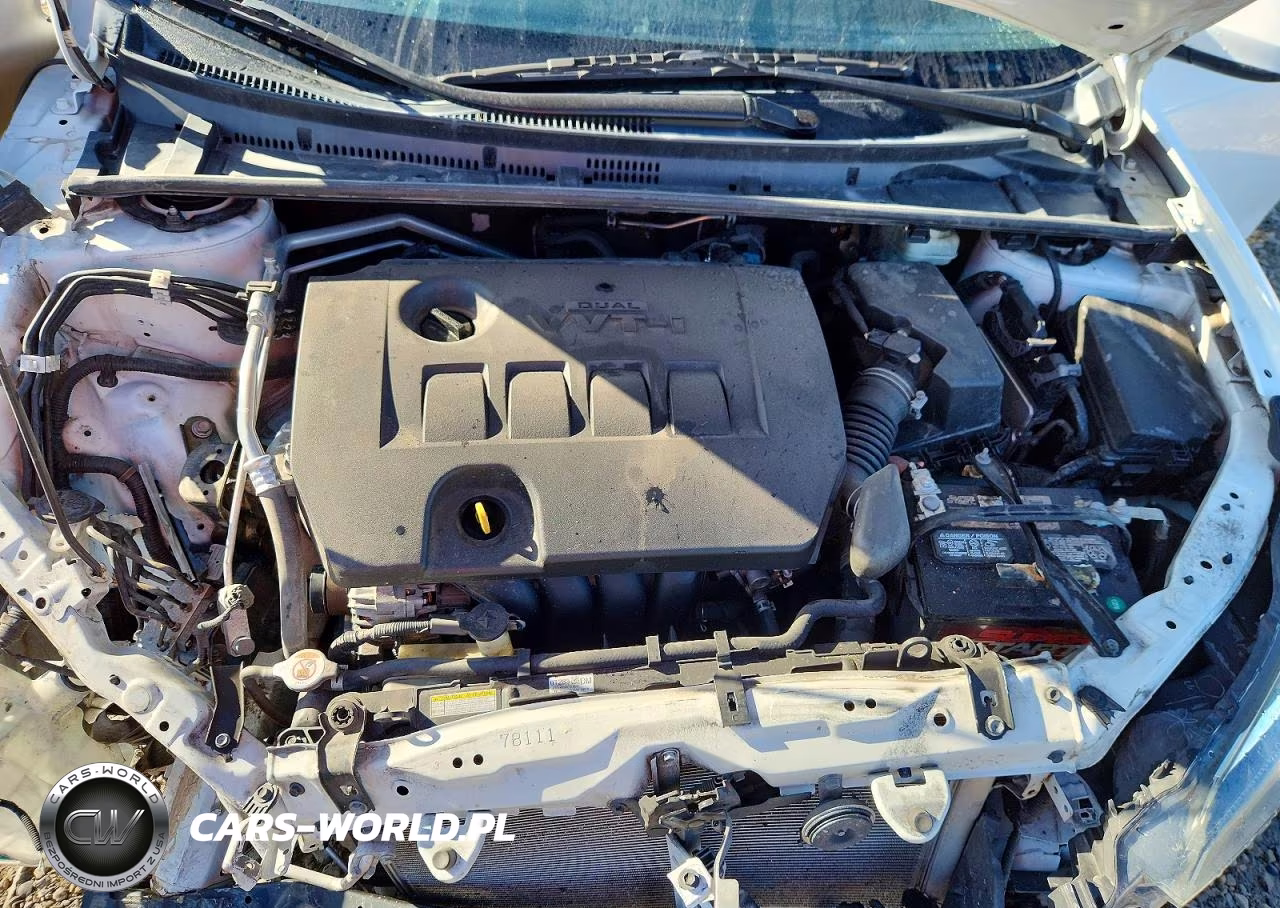 2018 Toyota Corolla Le VIN:2T1BURHE3JC049928 - 11