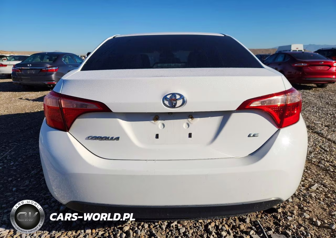 2018 Toyota Corolla Le VIN:2T1BURHE3JC049928 - 6