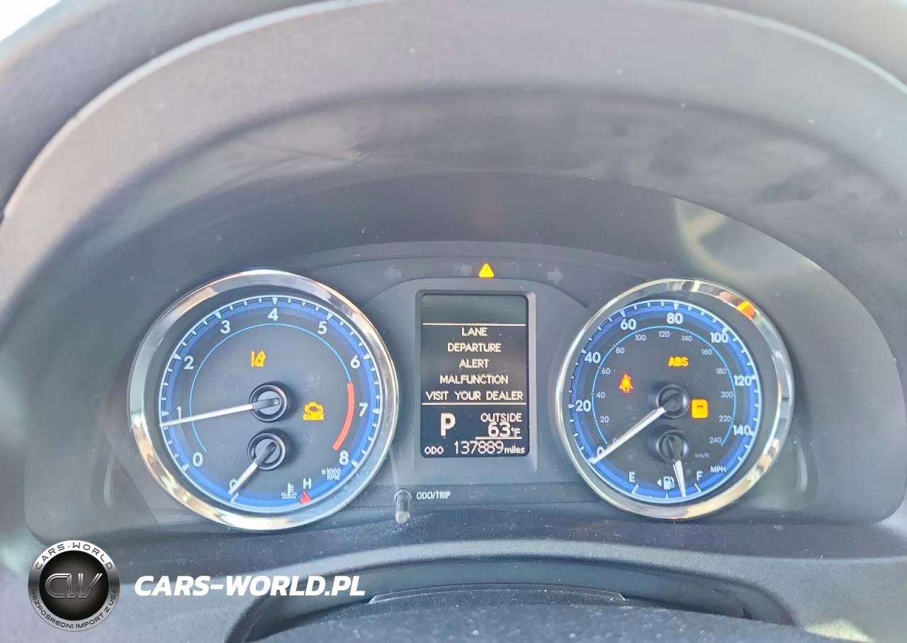 2018 Toyota Corolla Le VIN:2T1BURHE3JC049928 - 9