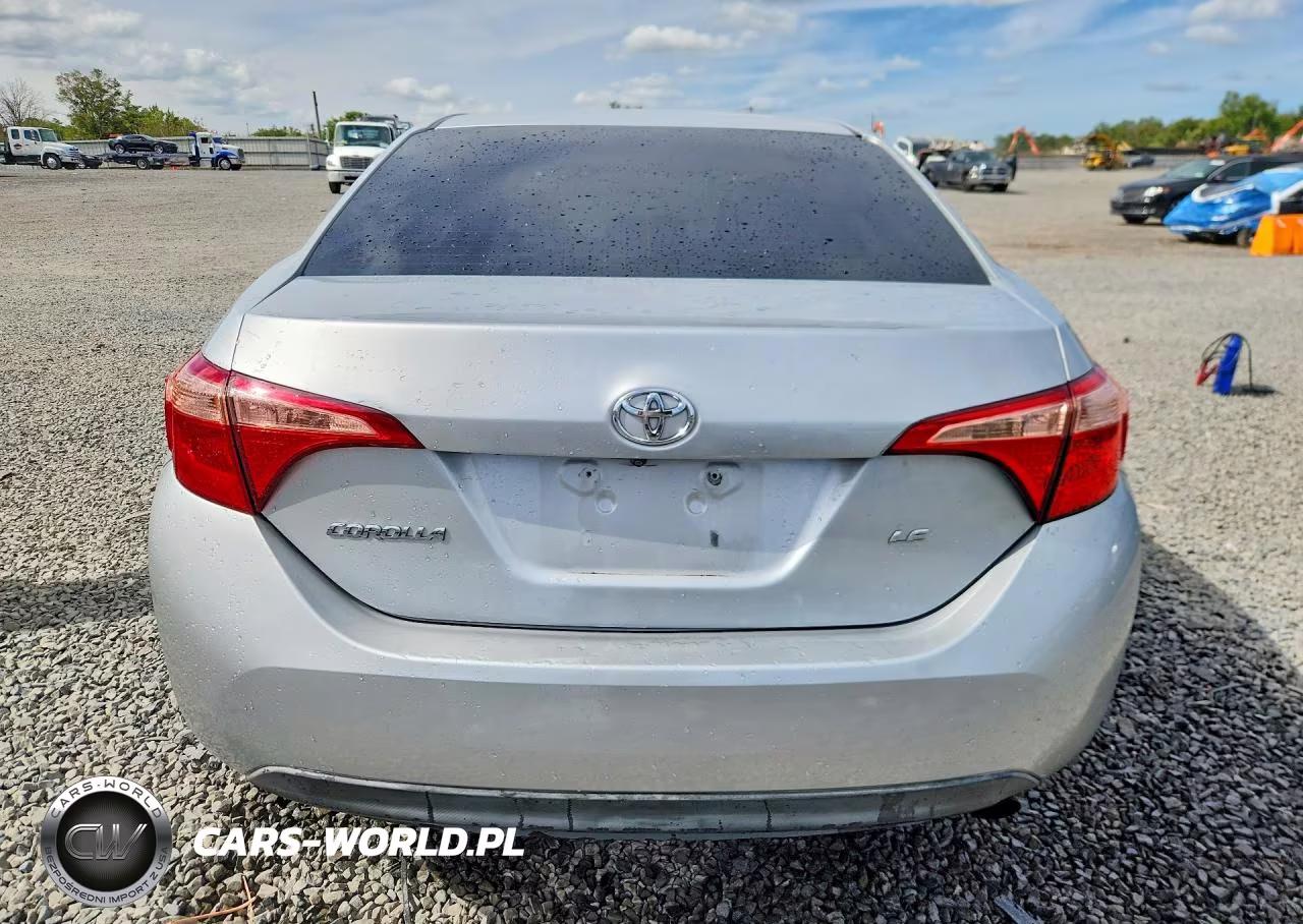 2017 Toyota Corolla Le VIN:2T1BURHEXHC812201 - 6