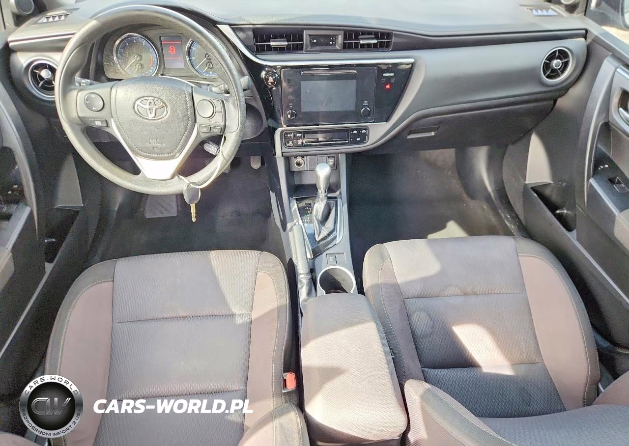 2017 Toyota Corolla Le VIN:2T1BURHEXHC812201 - 8