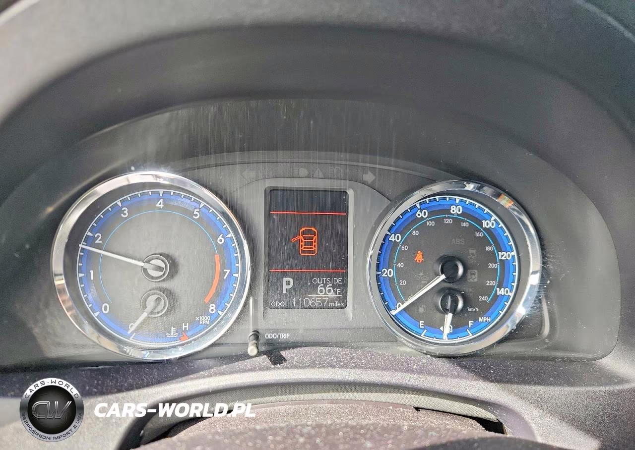 2017 Toyota Corolla Le VIN:2T1BURHEXHC812201 - 9
