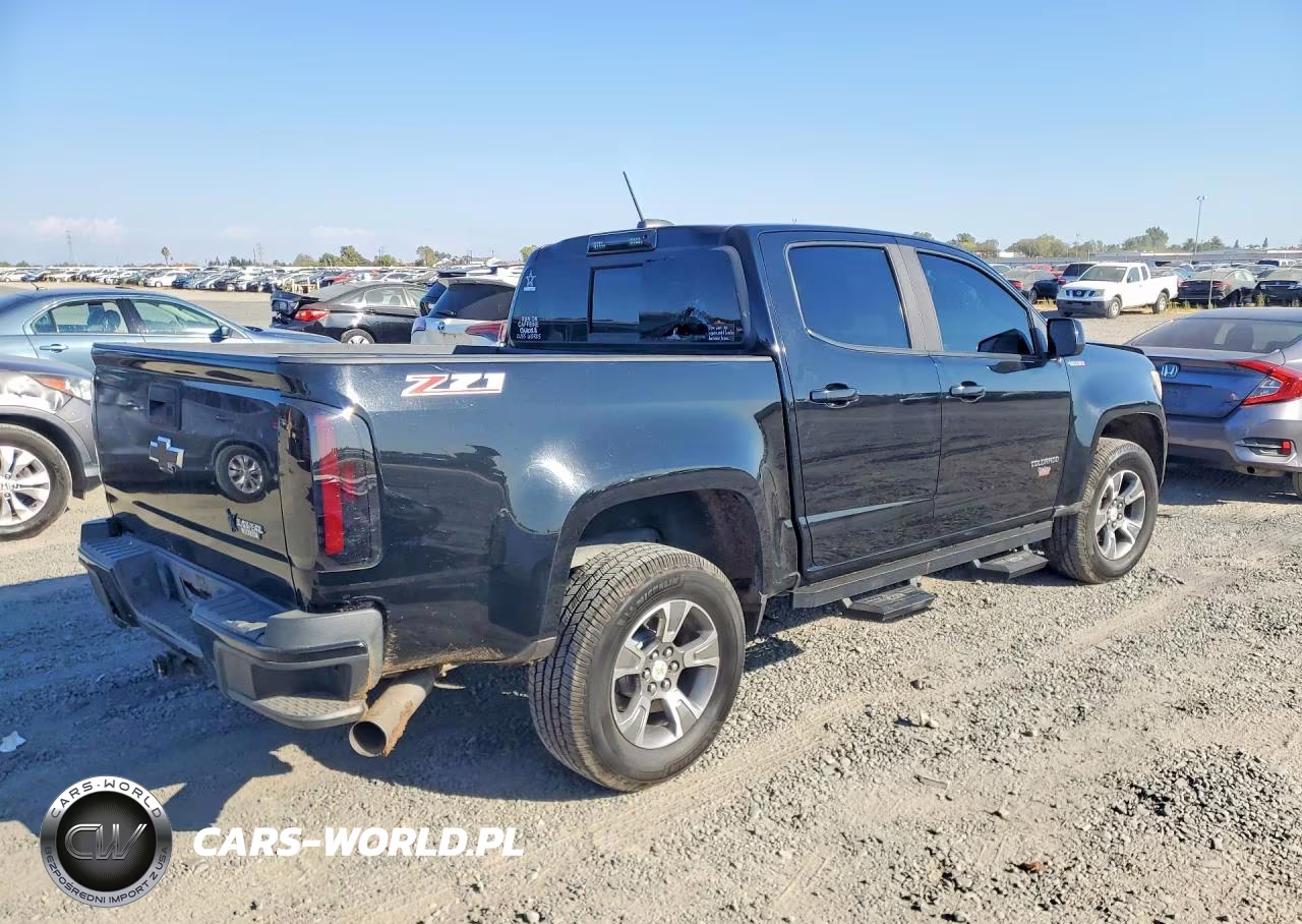 2017 Chevrolet Colorado Z71 VIN:1GCGSDE18H1315992 - 3