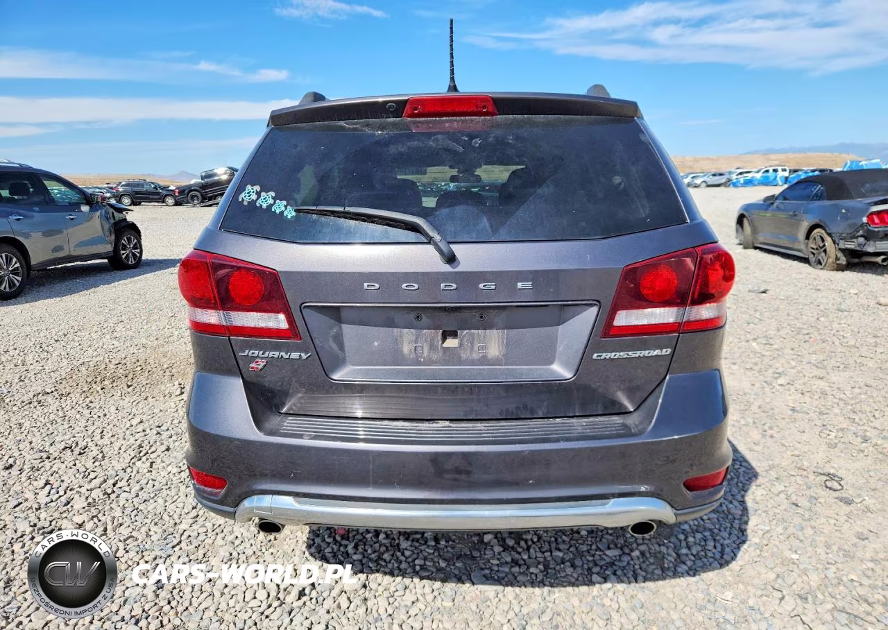 2018 Dodge Journey Crossroad VIN:3C4PDDGG3JT387998 - 6