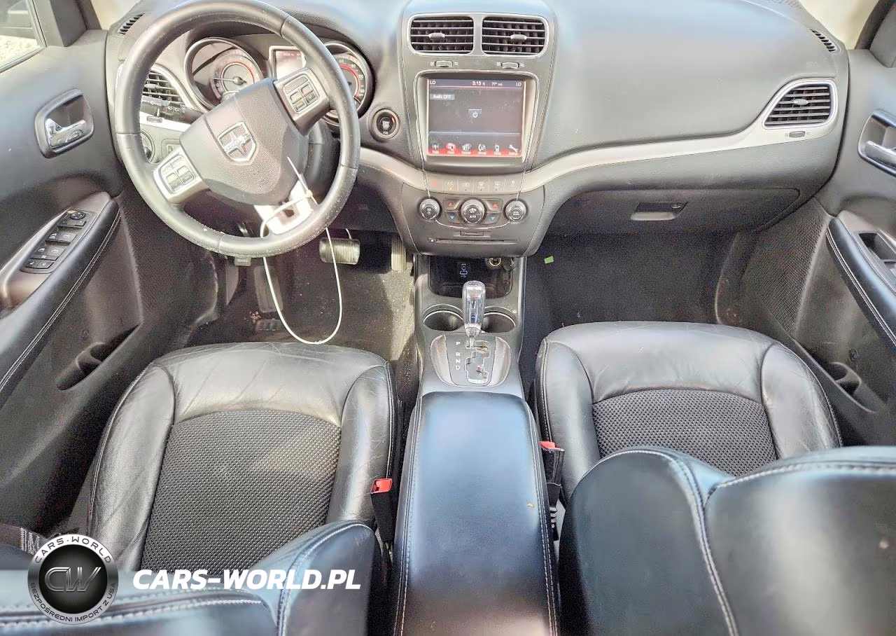2018 Dodge Journey Crossroad VIN:3C4PDDGG3JT387998 - 8