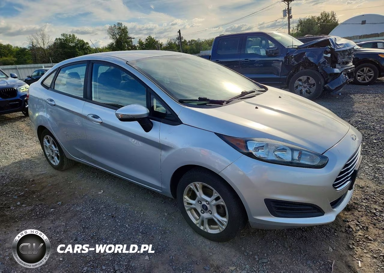 2015 Ford Fiesta Se VIN:3FADP4BJ2FM138144 - 4
