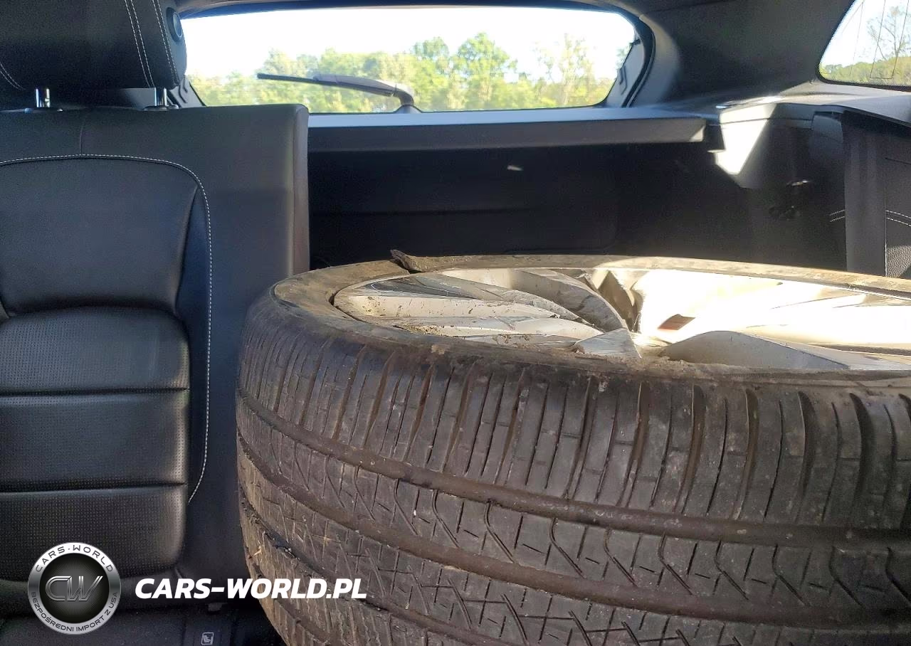 2018 Jaguar F-Pace S VIN:SADCM2FV8JA240512 - 10