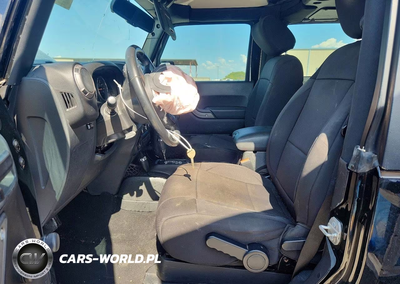 2016 Jeep Wrangler Sport VIN:1C4AJWAG9GL339655 - 7