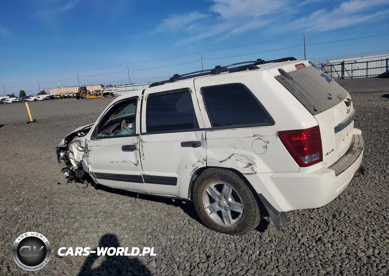 2005 Jeep Grand Cherokee Laredo VIN:1J4HR48N15C577118 - 2