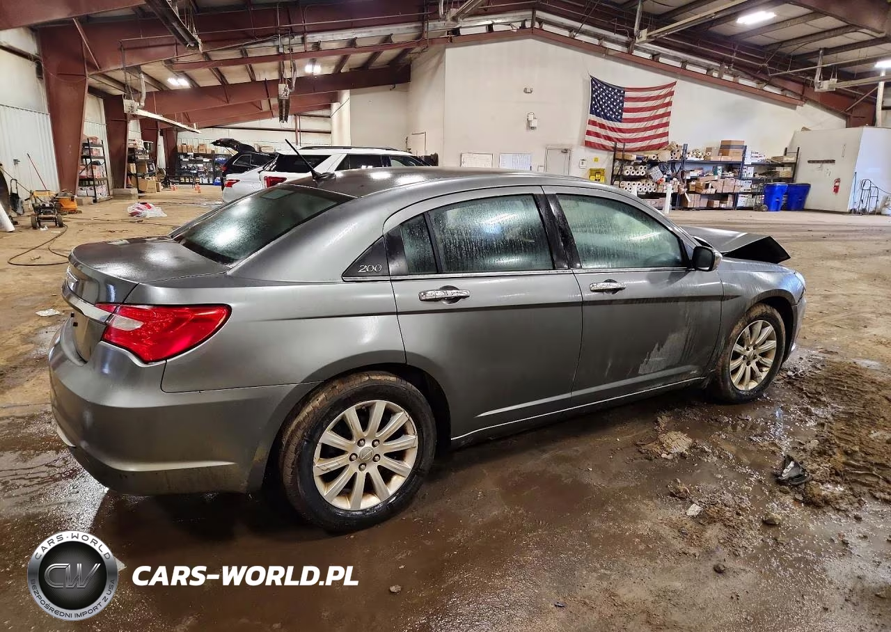 2013 Chrysler 200 Limited VIN:1C3CCBCG1DN501355 - 3