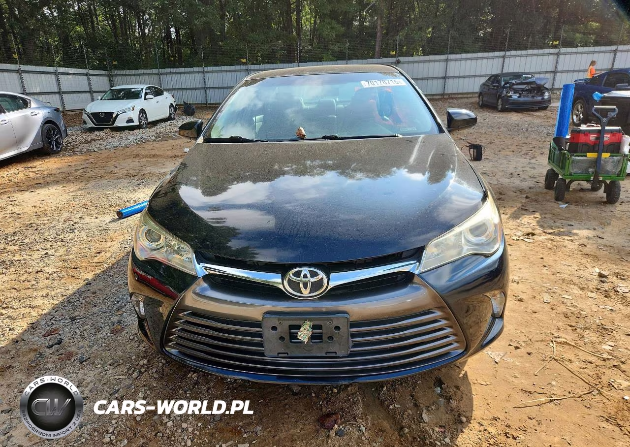 2016 Toyota Camry Le VIN:4T4BF1FK4GR576636 - 5