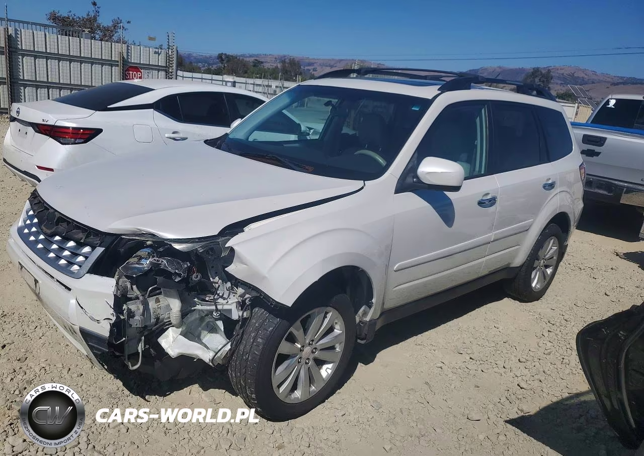 2011 Subaru Forester 2.5X Premium VIN:JF2SHADC3BH783381 - 1