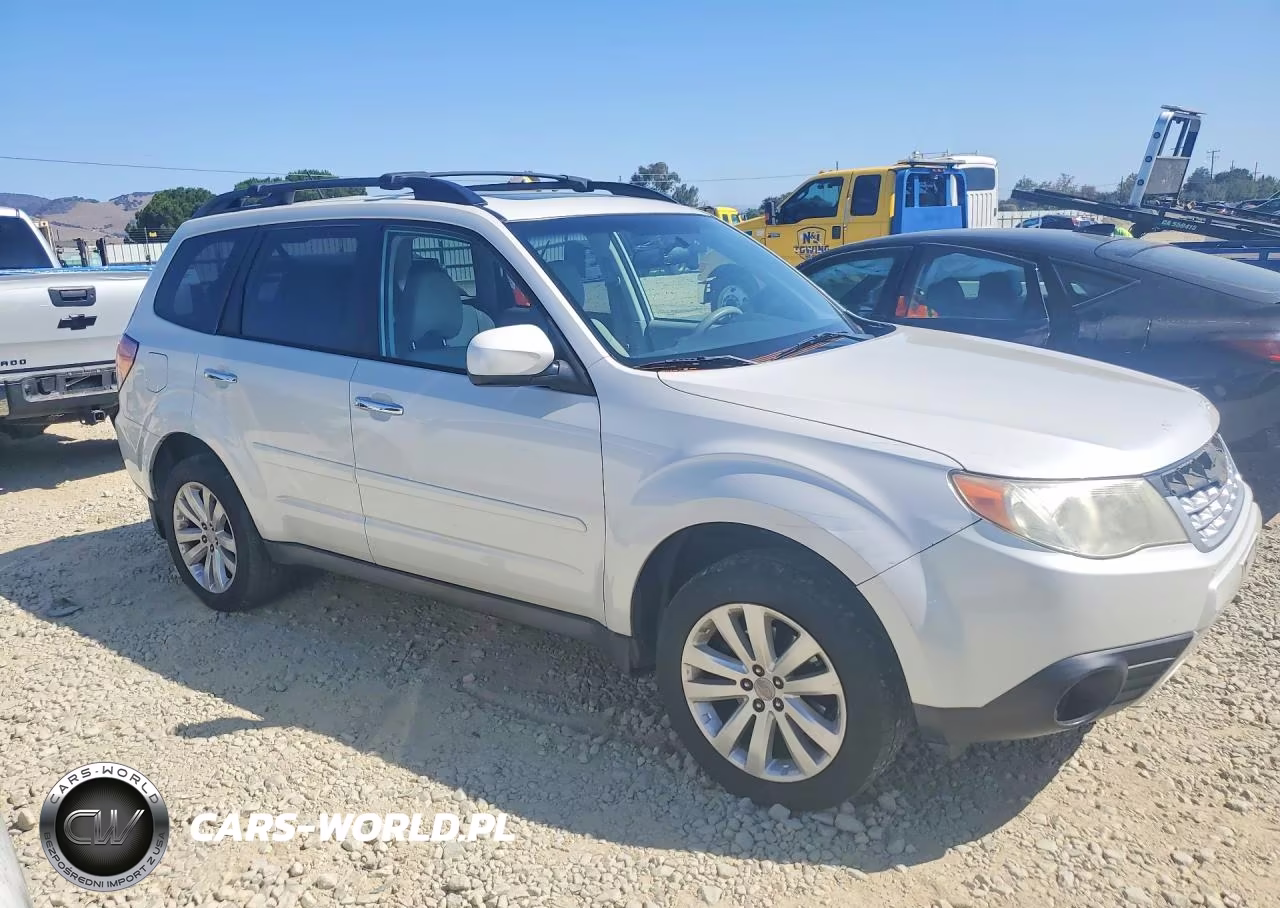 2011 Subaru Forester 2.5X Premium VIN:JF2SHADC3BH783381 - 4