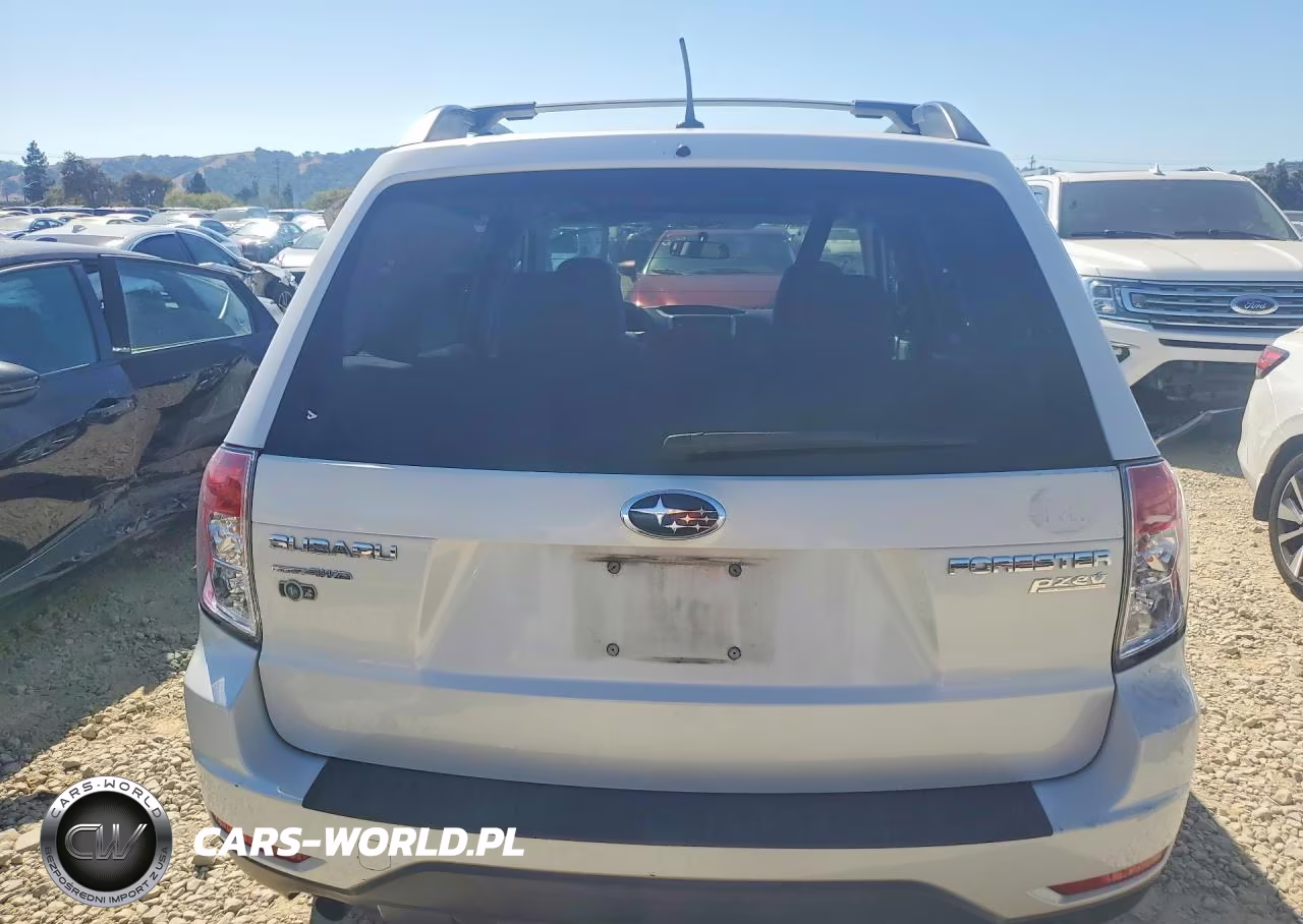 2011 Subaru Forester 2.5X Premium VIN:JF2SHADC3BH783381 - 6