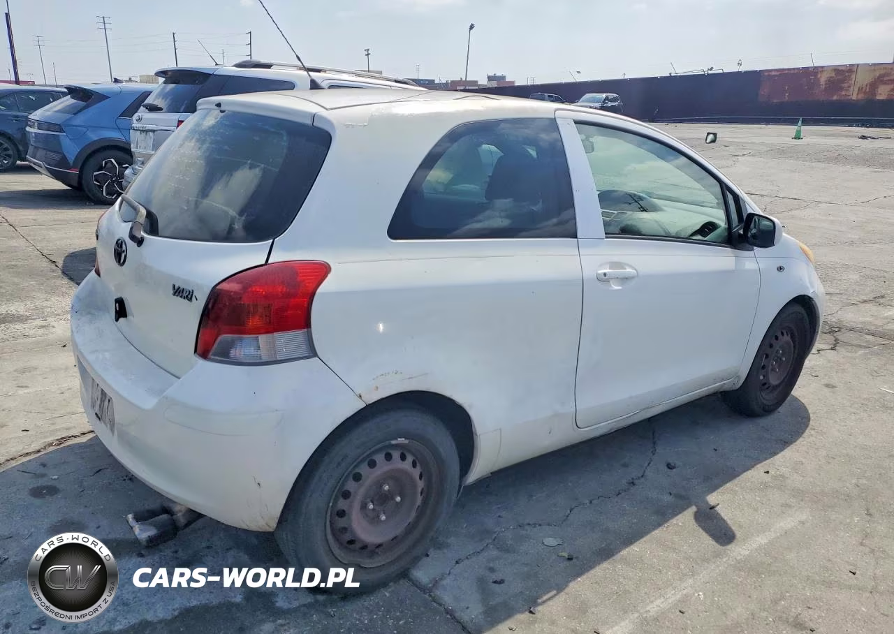 2009 Toyota Yaris Base VIN:JTDJT903995232588 - 3