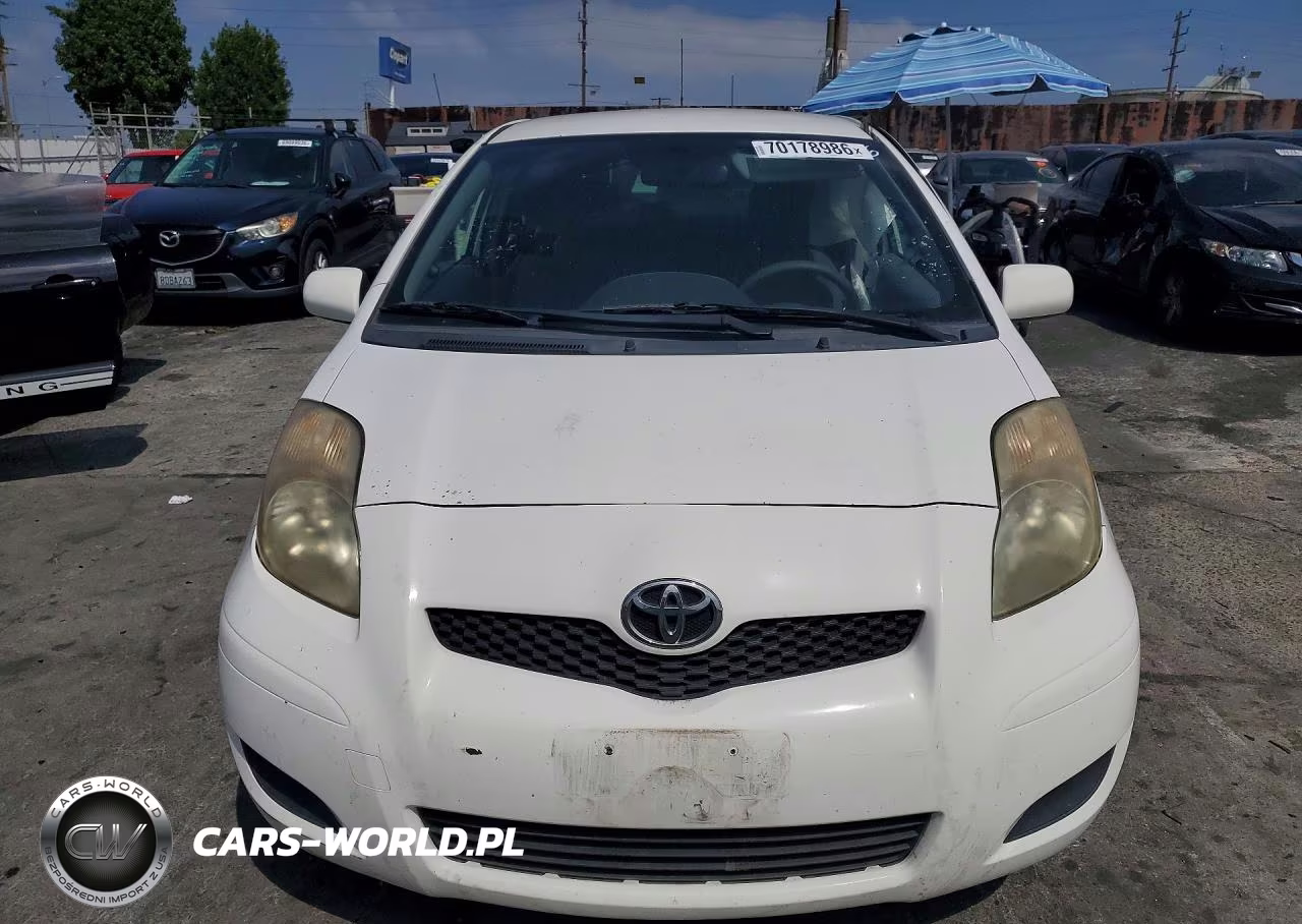 2009 Toyota Yaris Base VIN:JTDJT903995232588 - 5