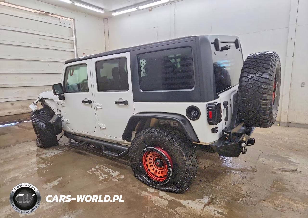 2013 Jeep Wrangler Unlimited Sport VIN:1C4HJWDG4DL623376 - 2