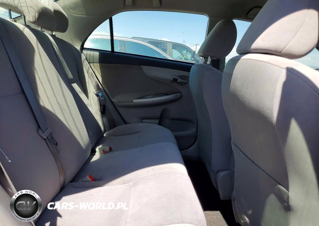 2013 Toyota Corolla Base VIN:JTDBU4EE1DJ117692 - 10