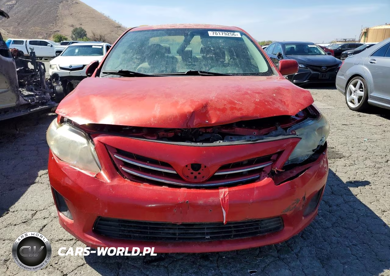 2013 Toyota Corolla Base VIN:JTDBU4EE1DJ117692 - 5