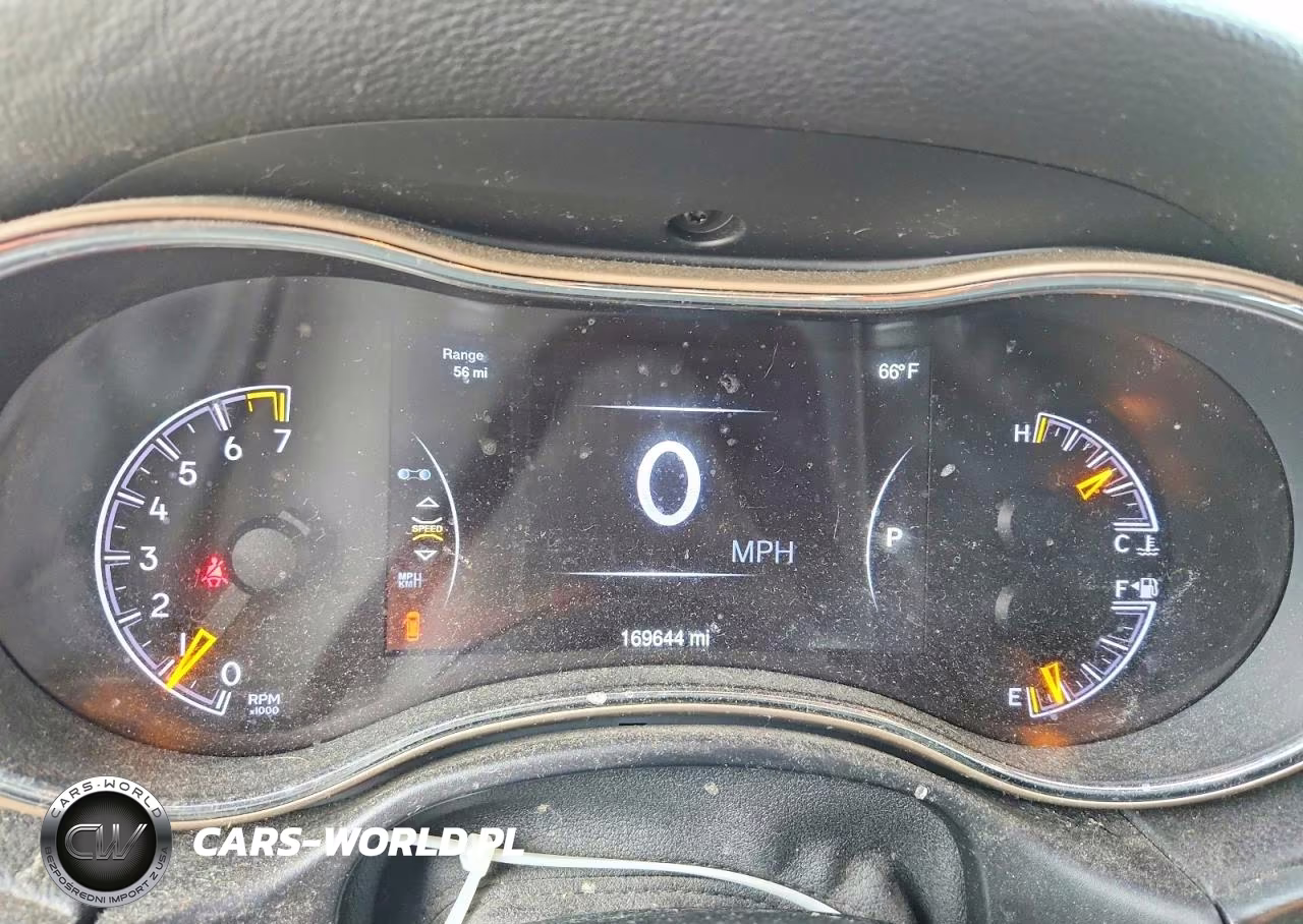 2015 Jeep Grand Cherokee Laredo VIN:1C4RJFAG2FC791996 - 9