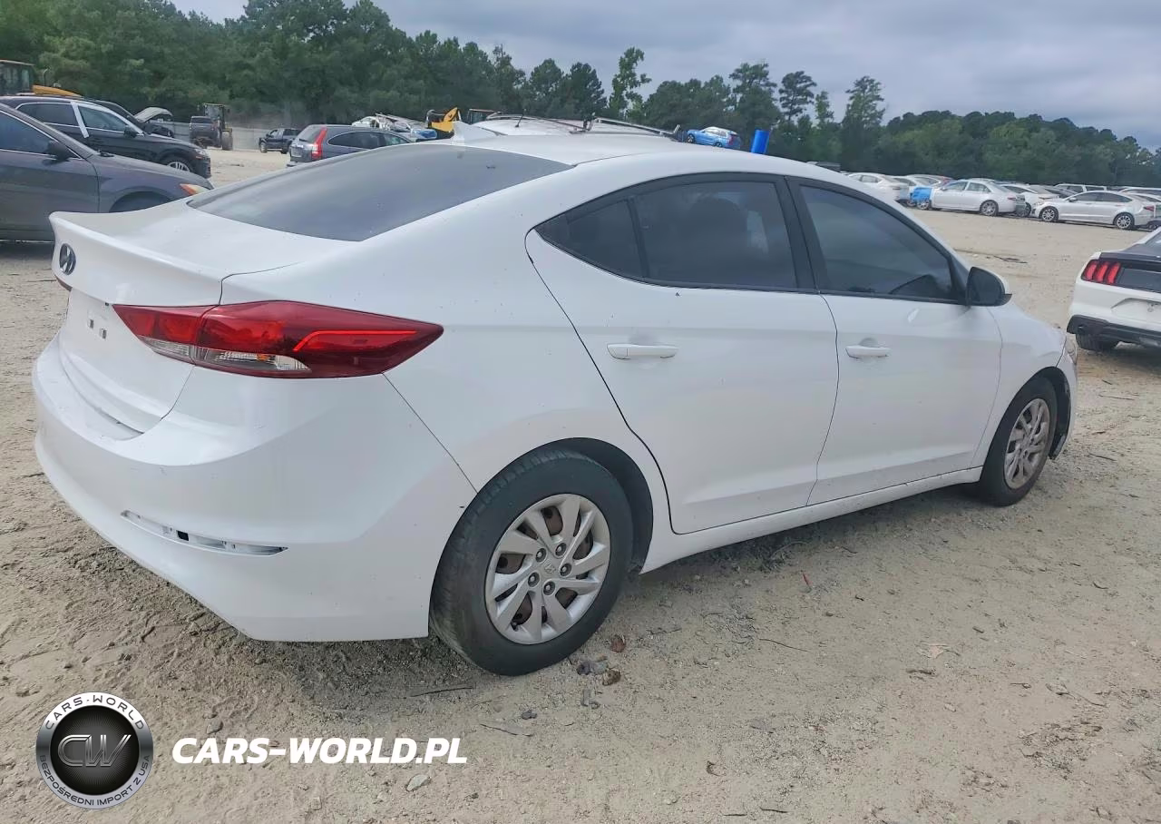 2017 Hyundai Elantra Se VIN:5NPD74LF7HH183528 - 3