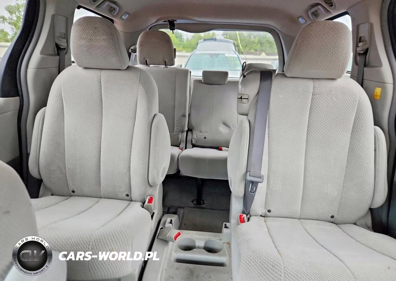 2011 Toyota Sienna Le VIN:5TDKK3DCXBS026386 - 10