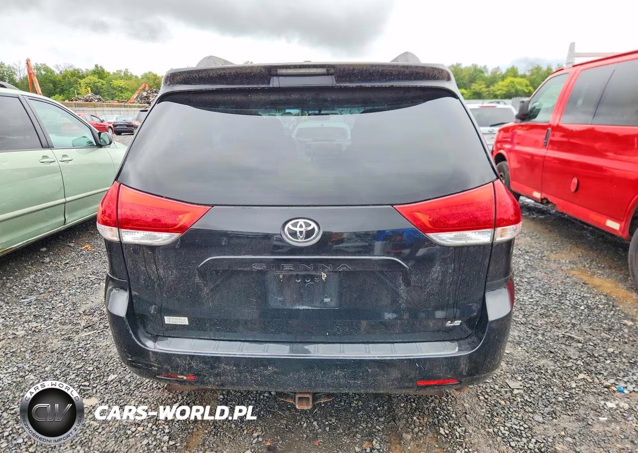 2011 Toyota Sienna Le VIN:5TDKK3DCXBS026386 - 6