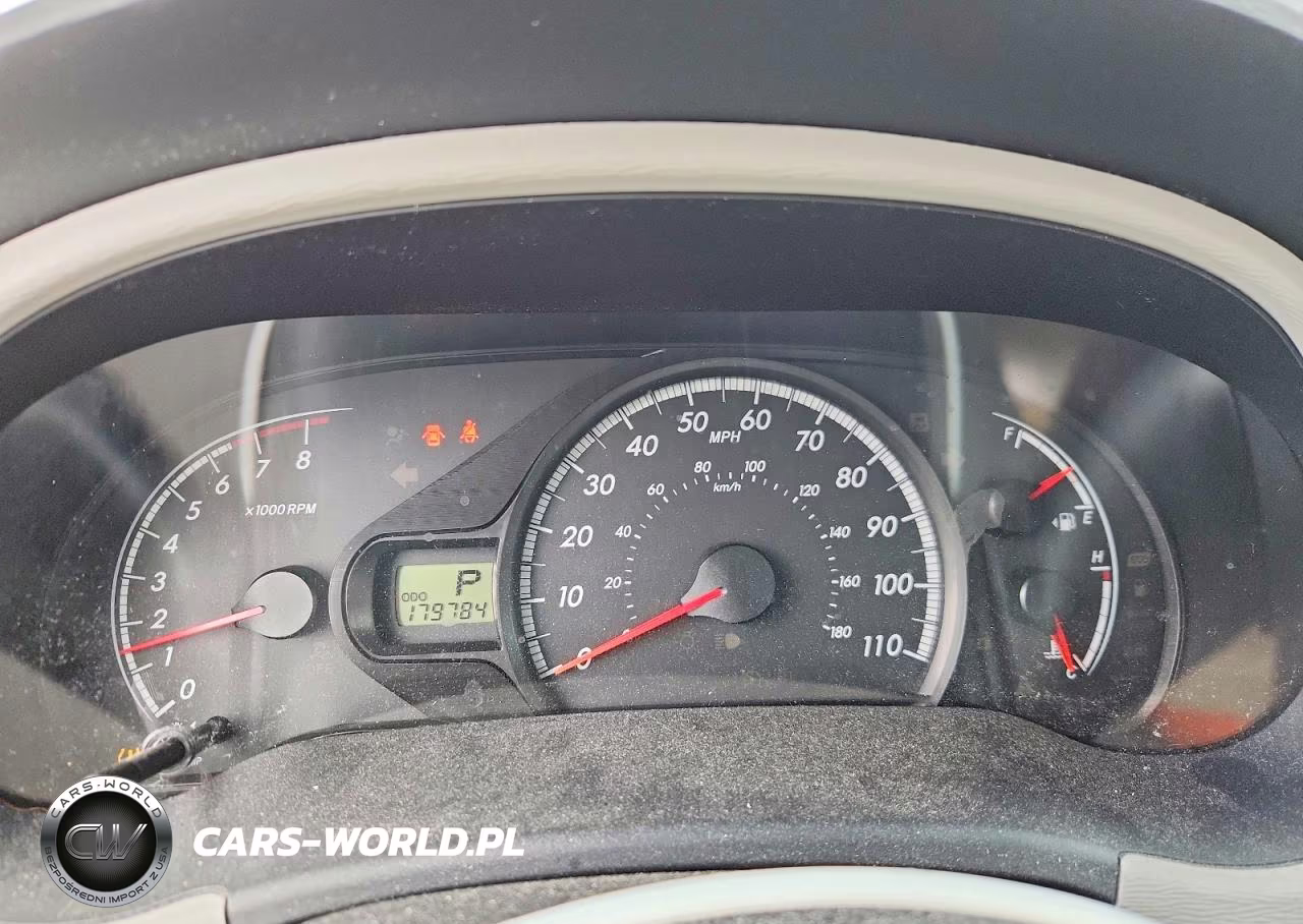 2011 Toyota Sienna Le VIN:5TDKK3DCXBS026386 - 9