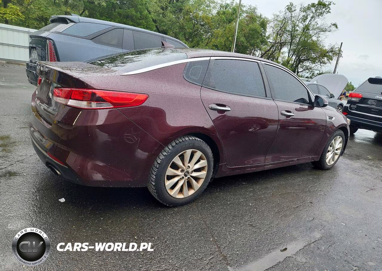 2017 Kia Optima Lx VIN:5XXGT4L33HG125071 - 3