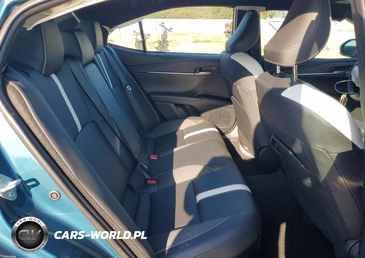 2025 Toyota Camry Se VIN:4T1DAACKXSU179866 - 10
