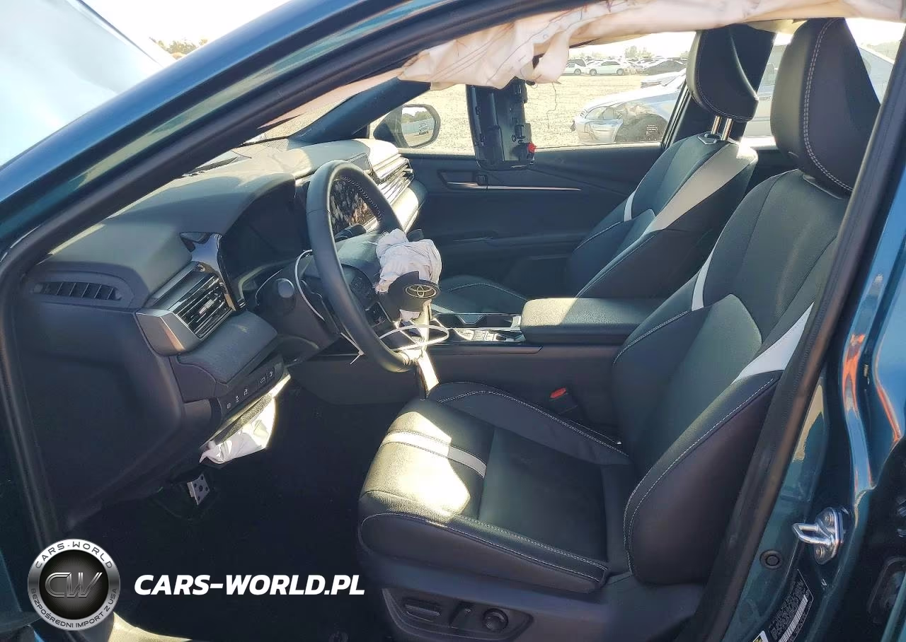 2025 Toyota Camry Se VIN:4T1DAACKXSU179866 - 7