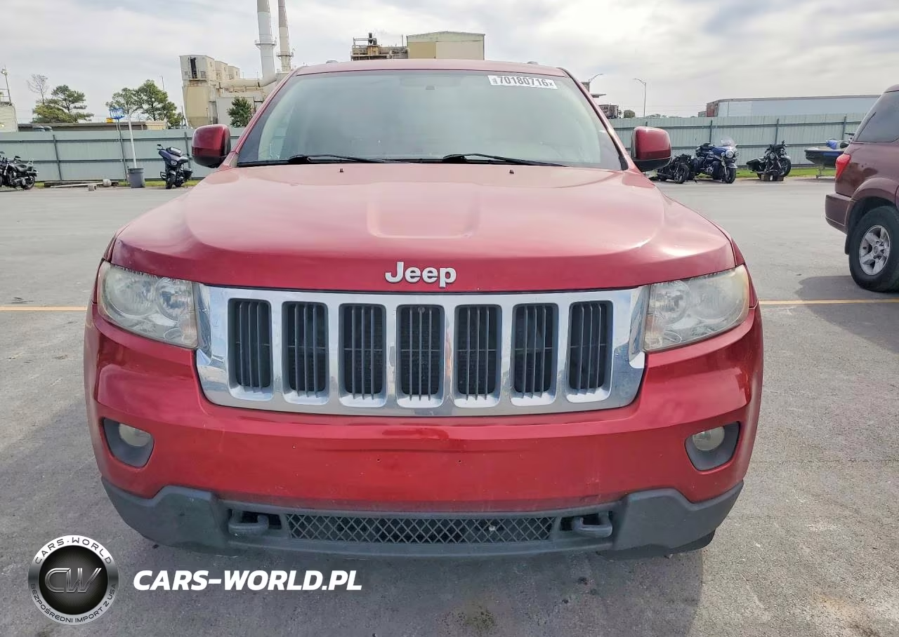 2011 Jeep Grand Cherokee Laredo VIN:1J4RR4GT8BC570134 - 5