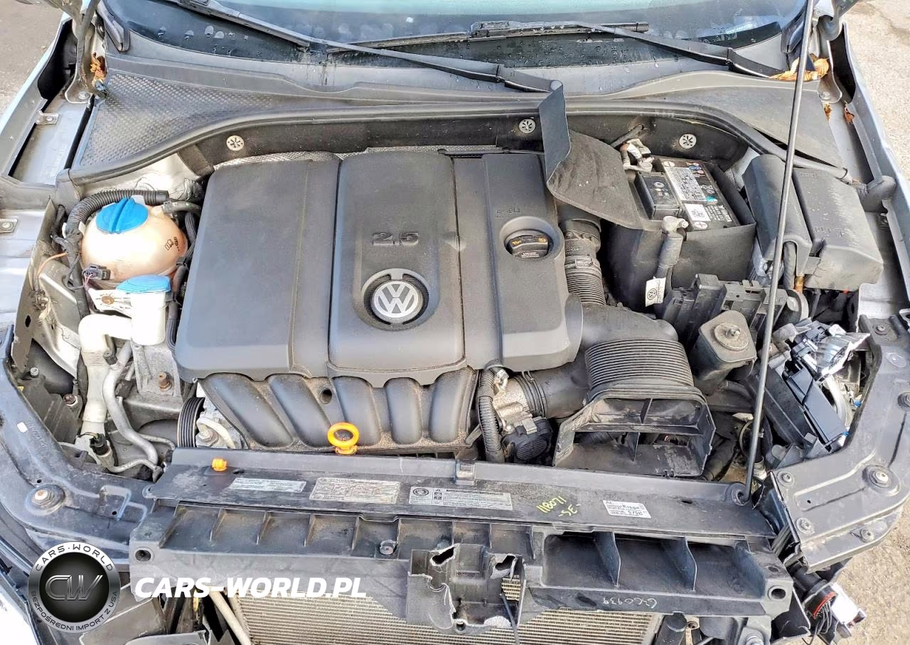 2013 Volkswagen Passat Se VIN:1VWBP7A36DC071064 - 11
