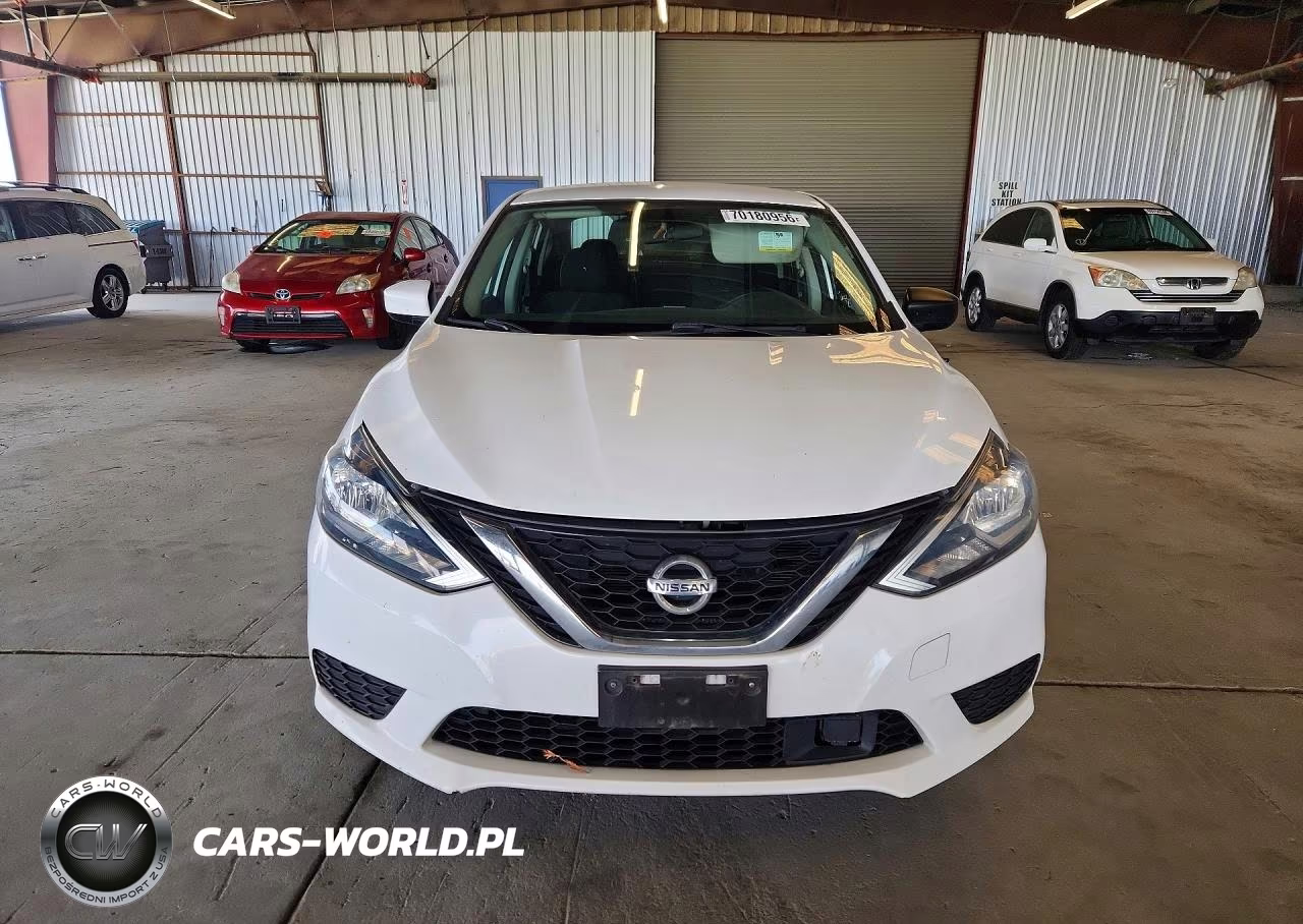 2018 Nissan Sentra S VIN:3N1AB7AP4JY243758 - 5