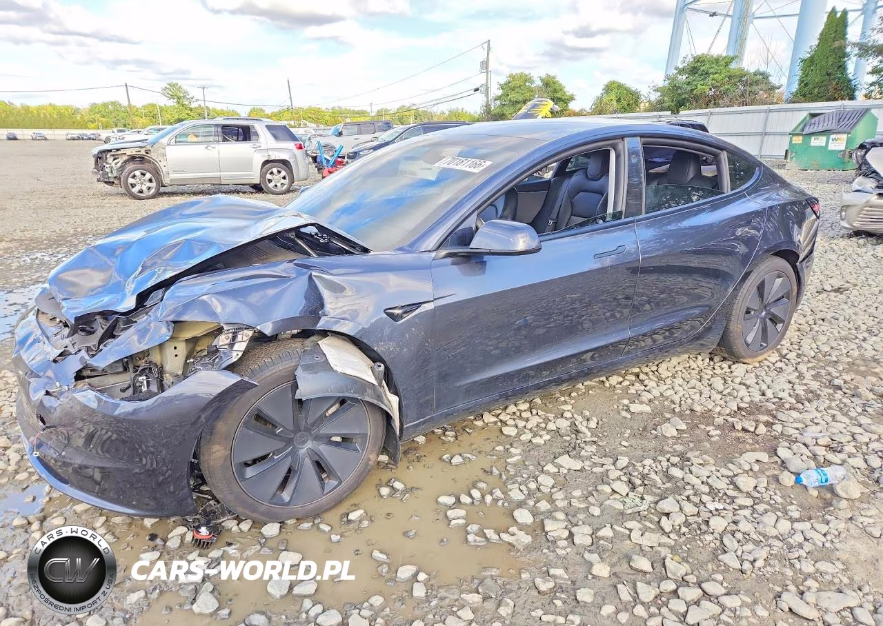2024 Tesla Model 3 – zdjęcie 1 z 12
