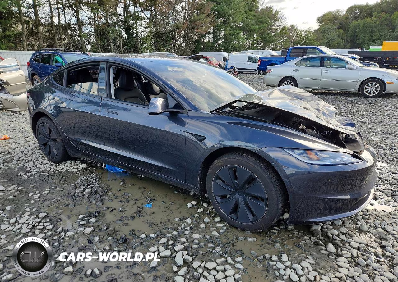 2024 Tesla Model 3 VIN:5YJ3E1EA7RF745218 - 4