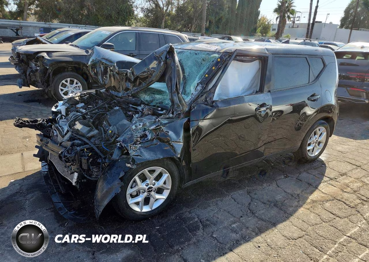 2025 Kia Soul Lx