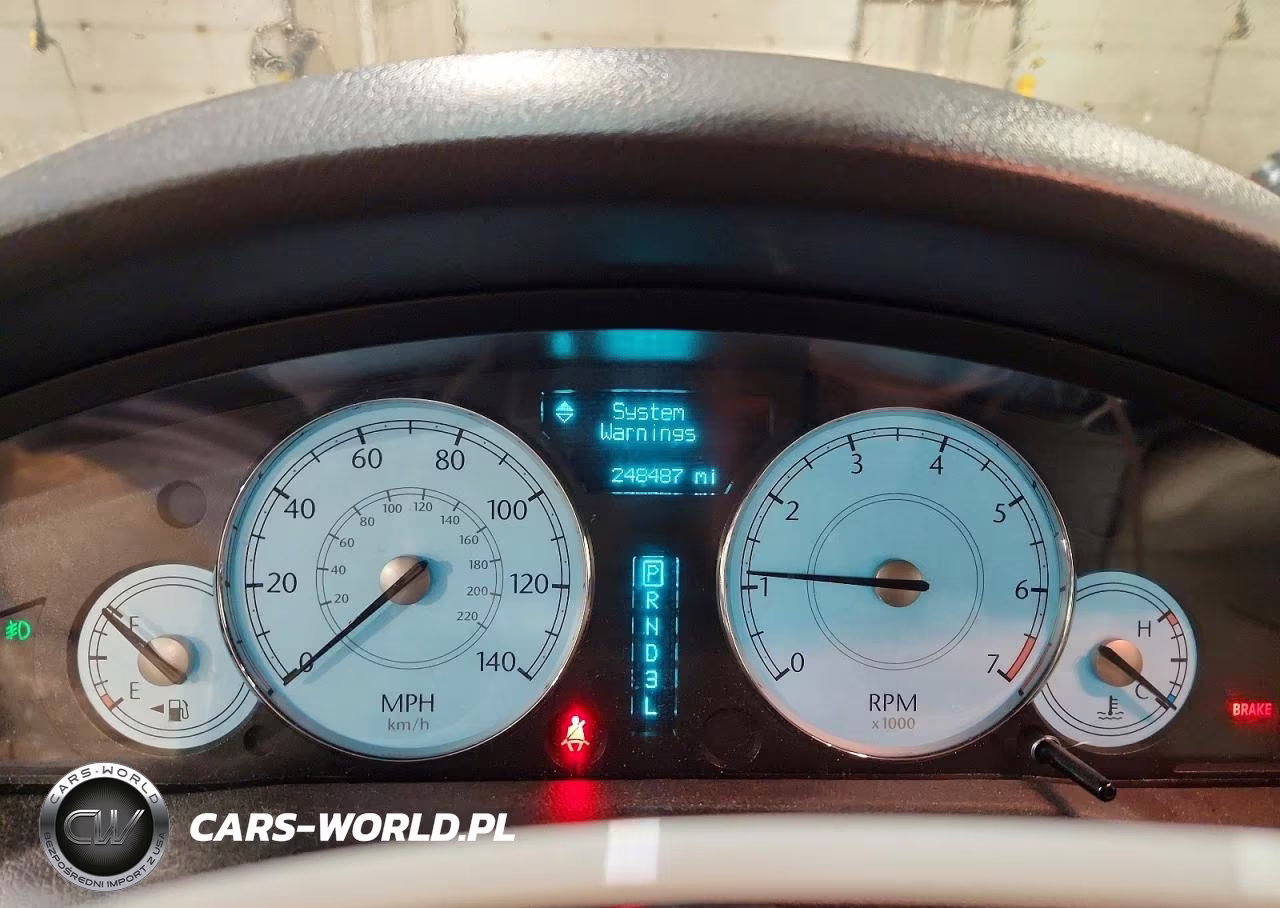 2005 Chrysler 300 Touring VIN:2C3AA53G45H503481 - 9