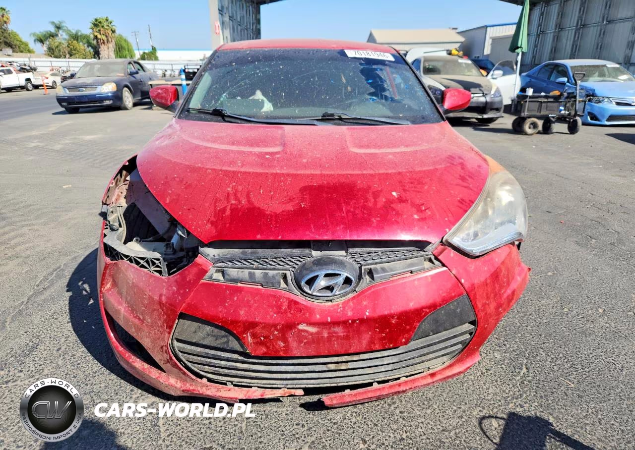 2017 Hyundai Veloster Base VIN:KMHTC6AD1HU321604 - 5