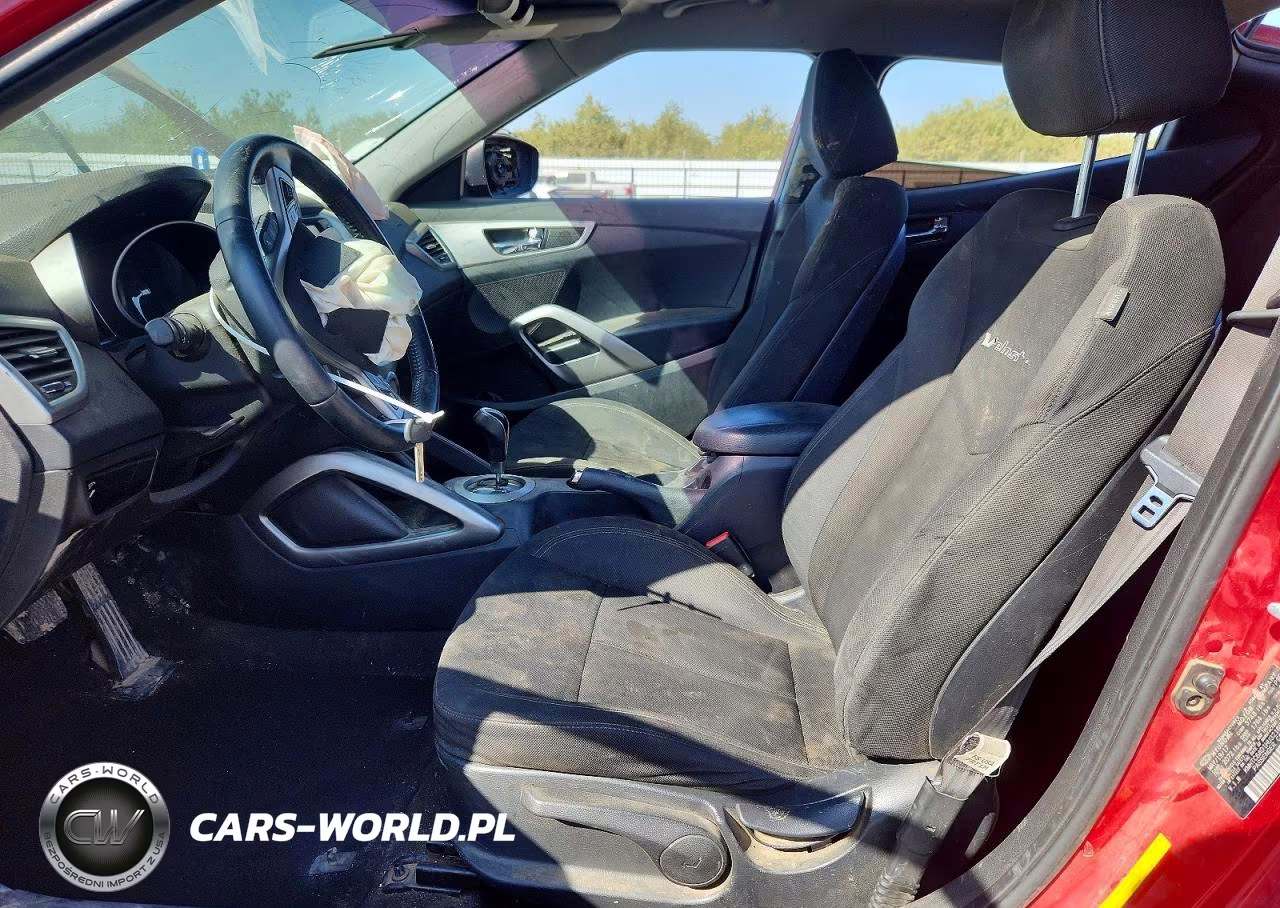 2017 Hyundai Veloster Base VIN:KMHTC6AD1HU321604 - 7