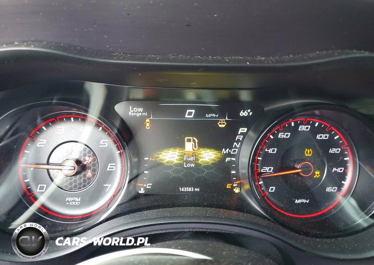 2017 Dodge Charger R-T VIN:2C3CDXCT6HH586229 - 9