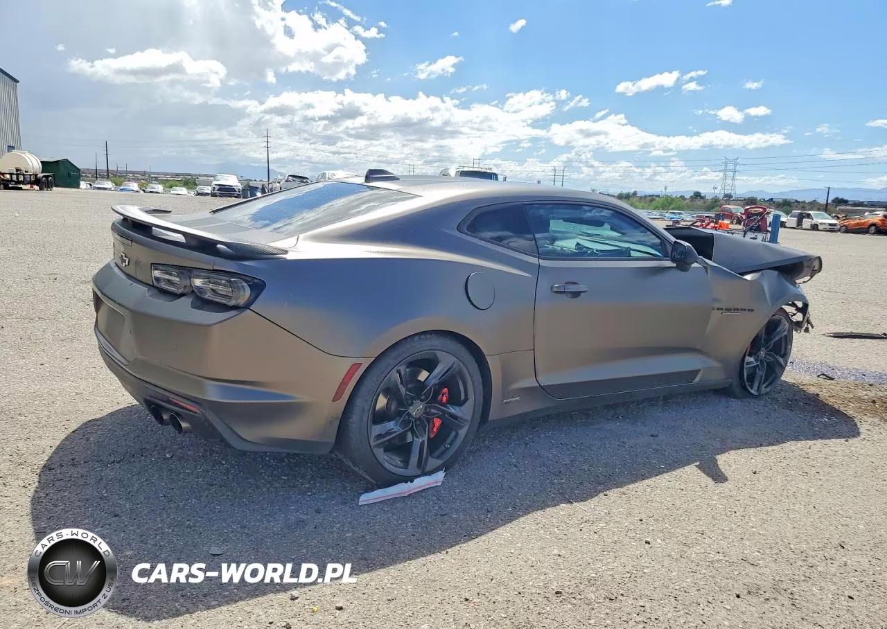 2020 Chevrolet Camaro Ss VIN:1G1FH1R77L0132890 - 3
