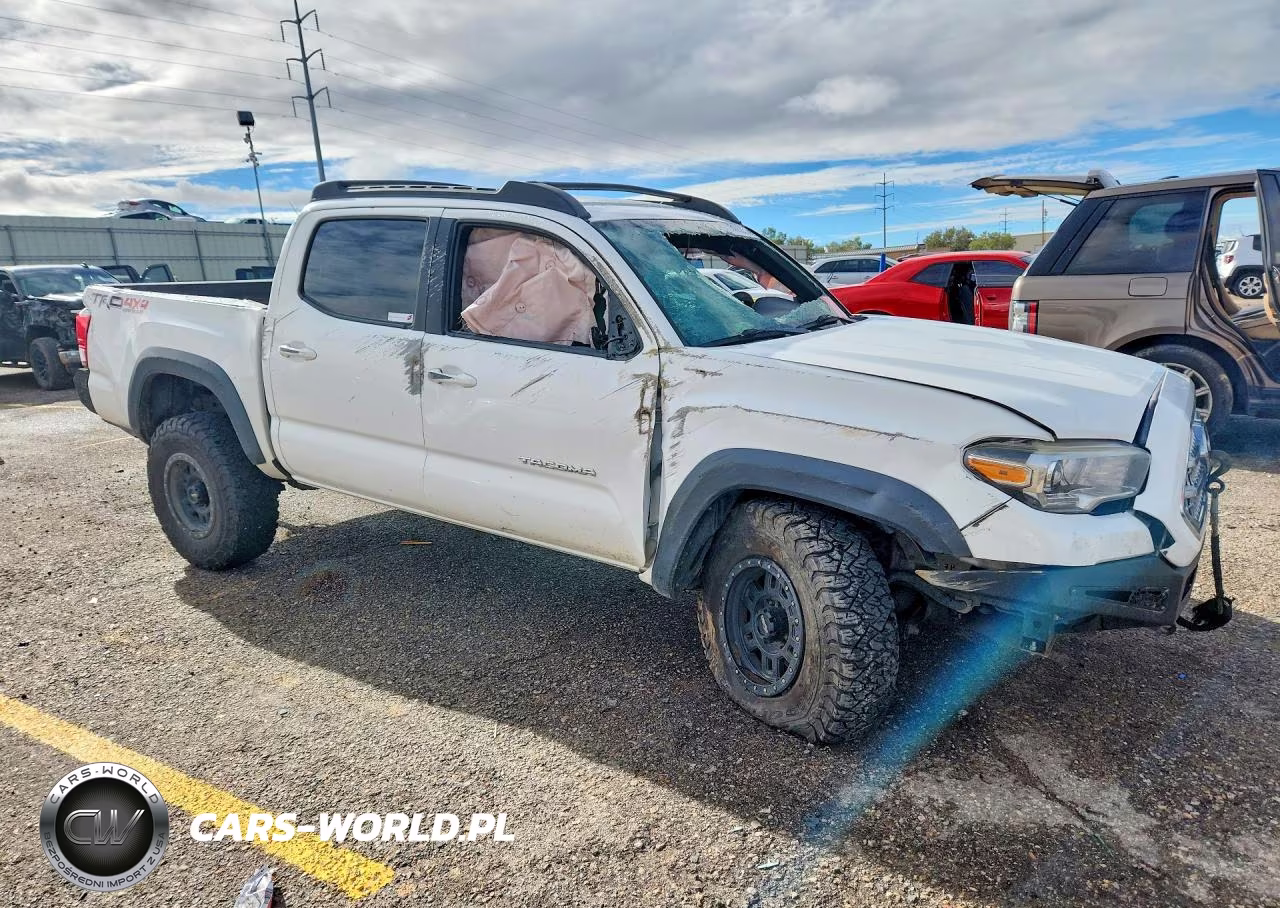 2017 Toyota Tacoma Trd Off-Road VIN:3TMCZ5AN0HM054952 - 4