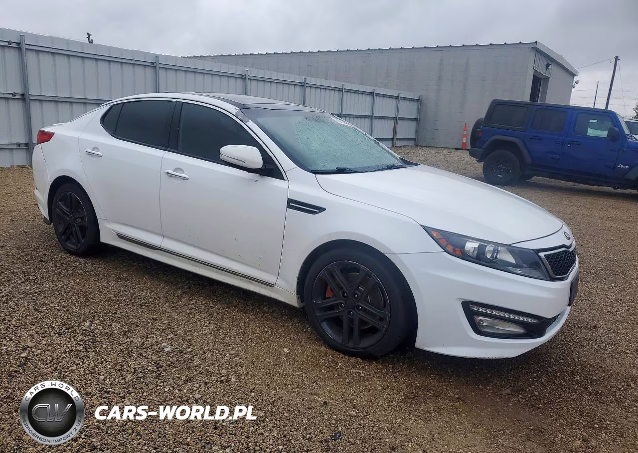 2013 Kia Optima Sx VIN:5XXGR4A65DG159101 - 4