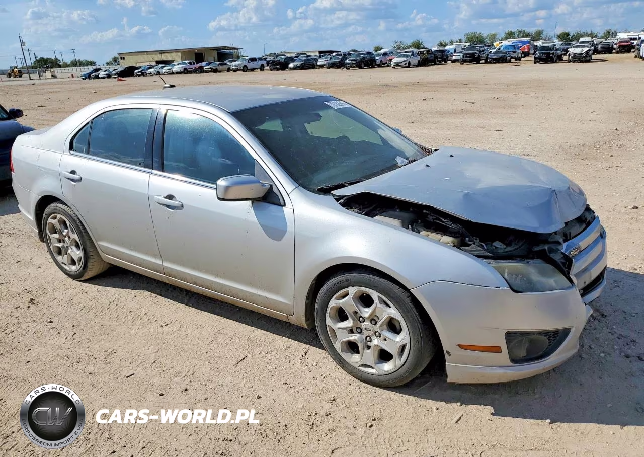 2010 Ford Fusion Se VIN:3FAHP0HA8AR410449 - 4
